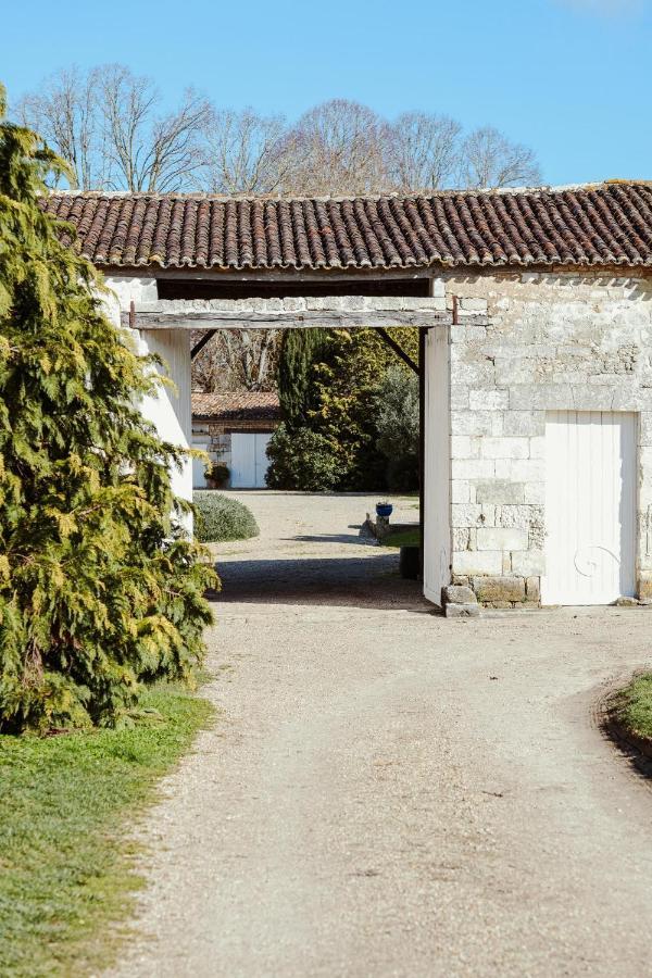 Chateau De La Vallade Saint-Porchaire エクステリア 写真