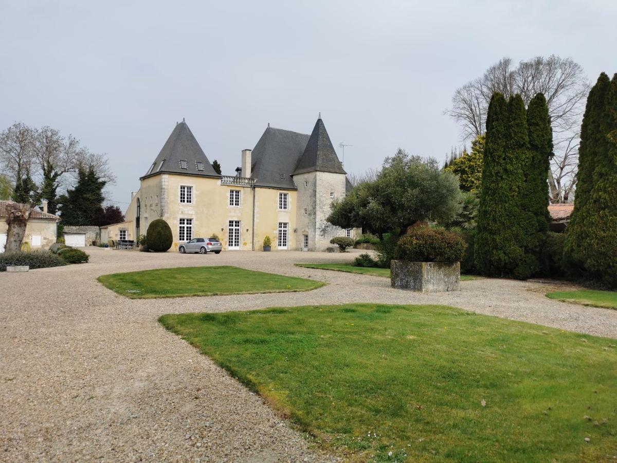 Chateau De La Vallade Saint-Porchaire エクステリア 写真
